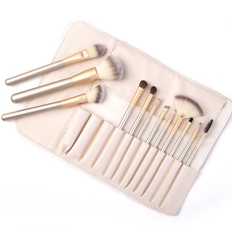 High-Quality Makeup Brush – Achieve a Perfect Finish with Precision