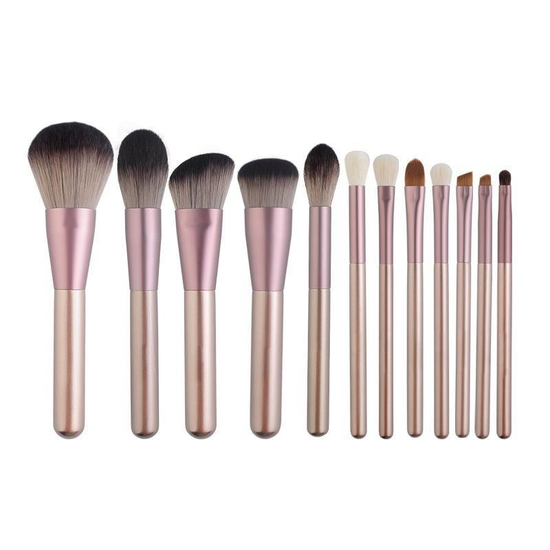 High-Quality Makeup Brush – Achieve a Perfect Finish with Precision