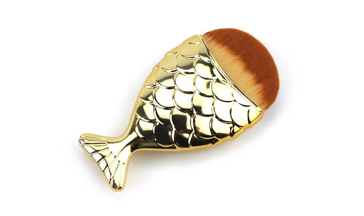 Mermaid Foundation Makeup Brush – Seamless Application with a Stunning Design