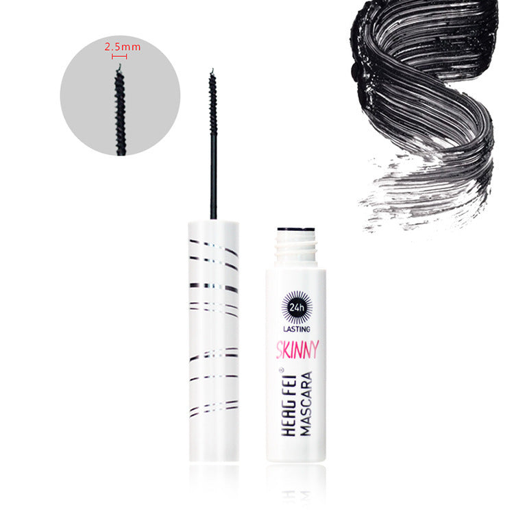 Long-Lasting Waterproof Mascara for Bold, Defined Lashes in Any Condition